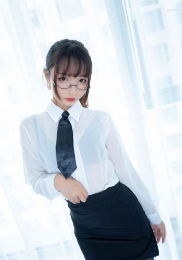 动漫人物肚子疼视频_BD英语免费观看电视剧