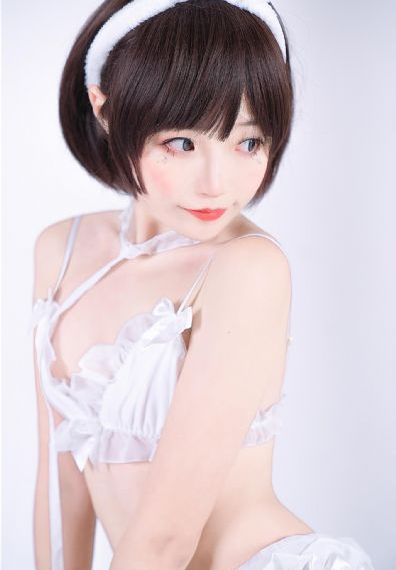 人妻免费一区二区三区_BD英语免费观看