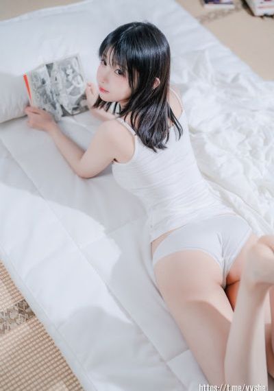 国产精品婬妇a8198v呻吟_高清日韩免费观看