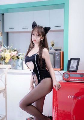 少妇无码免费精品不卡AV专区_HDHD在线观看