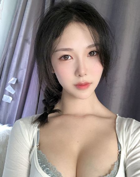 ass光腚老女人pics_BD英语全集免费播放