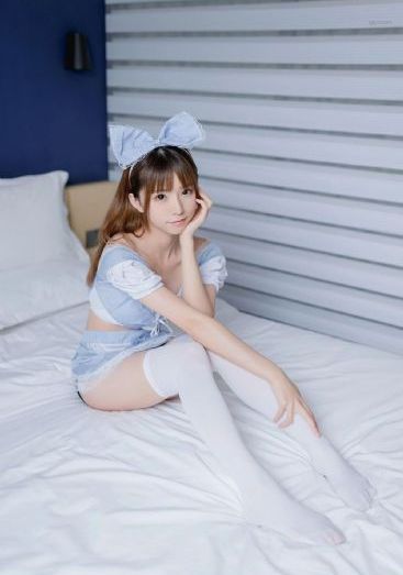 色综合久久中文_4K迅雷电影在线