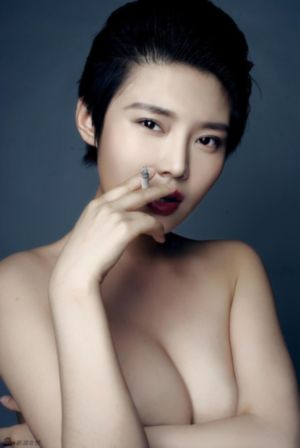 明日方舟游戏特色_HD超清免费观看