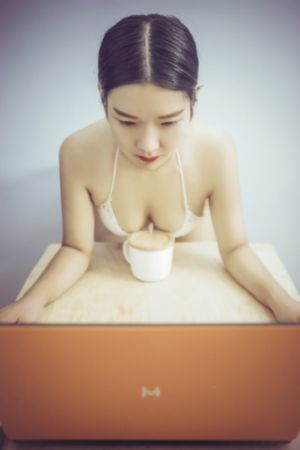 狂C亲女H高文_1080P动漫在线观看
