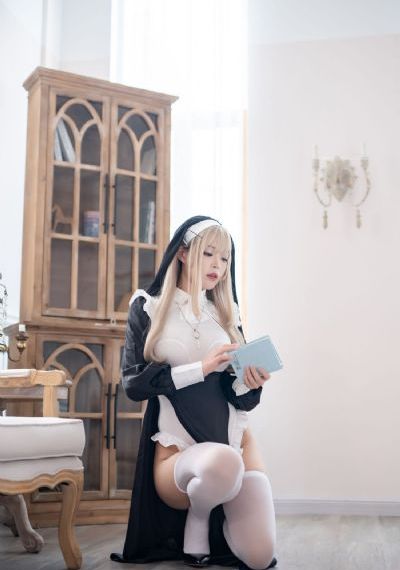 女生赌输掉让男生随便自己的身体_1080日韩电影在线