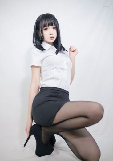 美女露内裤扒开腿让人桶_720全集免费观看
