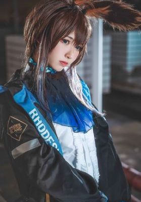亚洲欧美日韩中字综合_1080完整视频观看